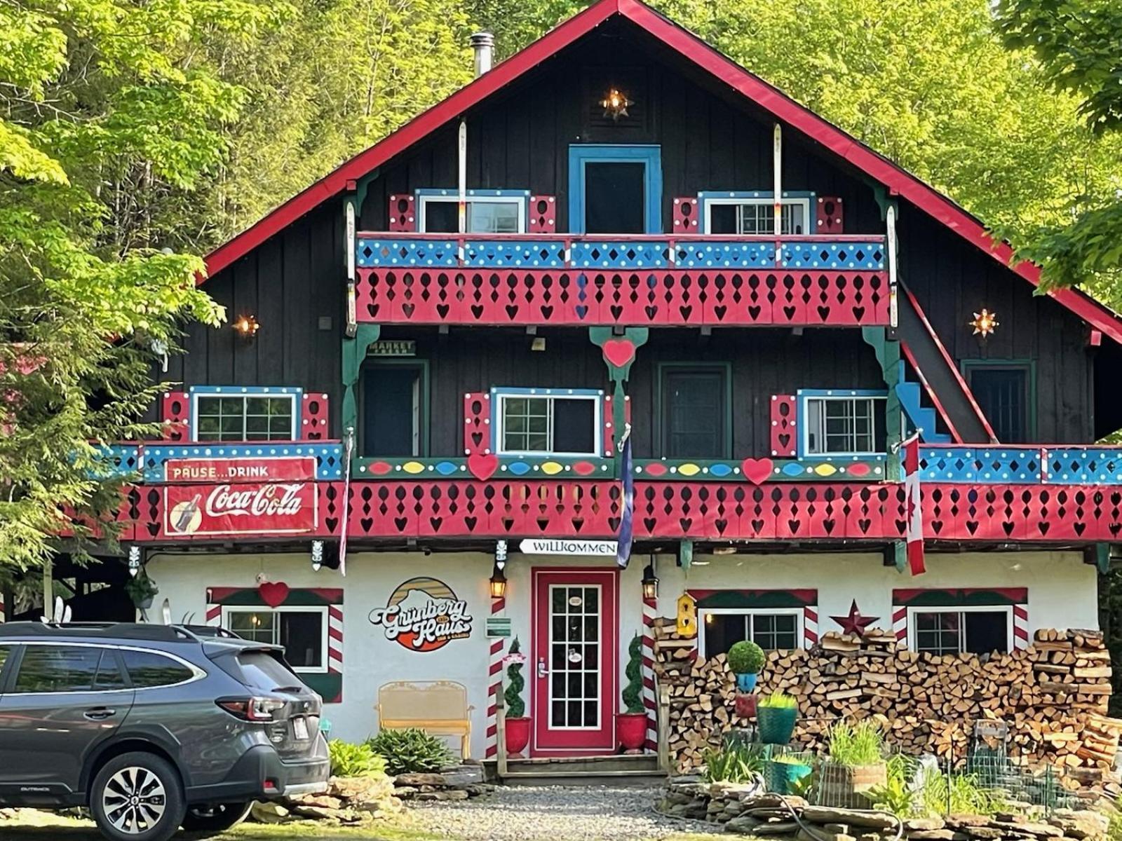 Grunberg Haus Inn & Cabins Waterbury Ngoại thất bức ảnh