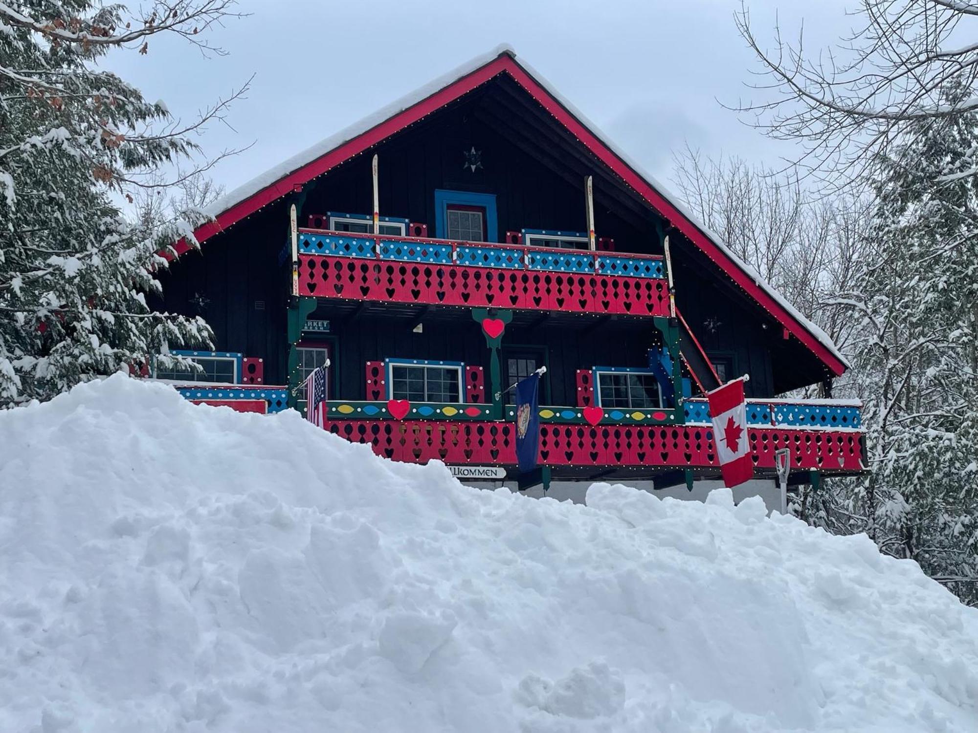 Grunberg Haus Inn & Cabins Waterbury Ngoại thất bức ảnh